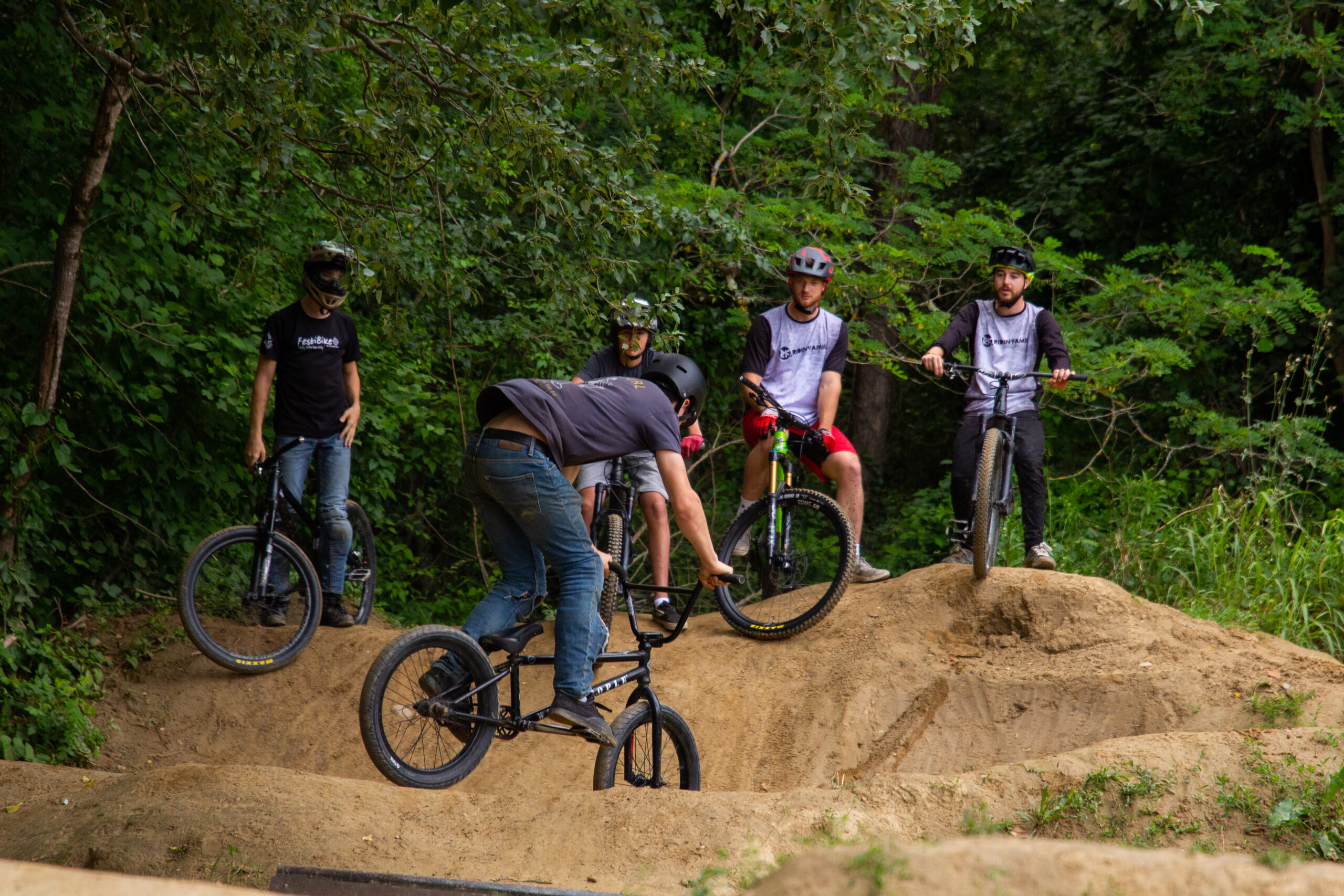 You are currently viewing Stage VTT/BMX Dirt et Maniabilité ½ journée 4 personnes Minimum